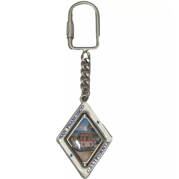 VNT San Francisco California Souvenir Spinner Keychain Keyring Trolley & Bridge - Picture 1 of 10